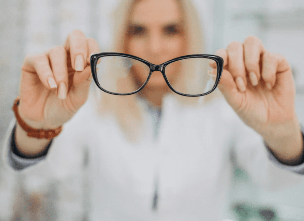 Astigmatismo alto tem cura