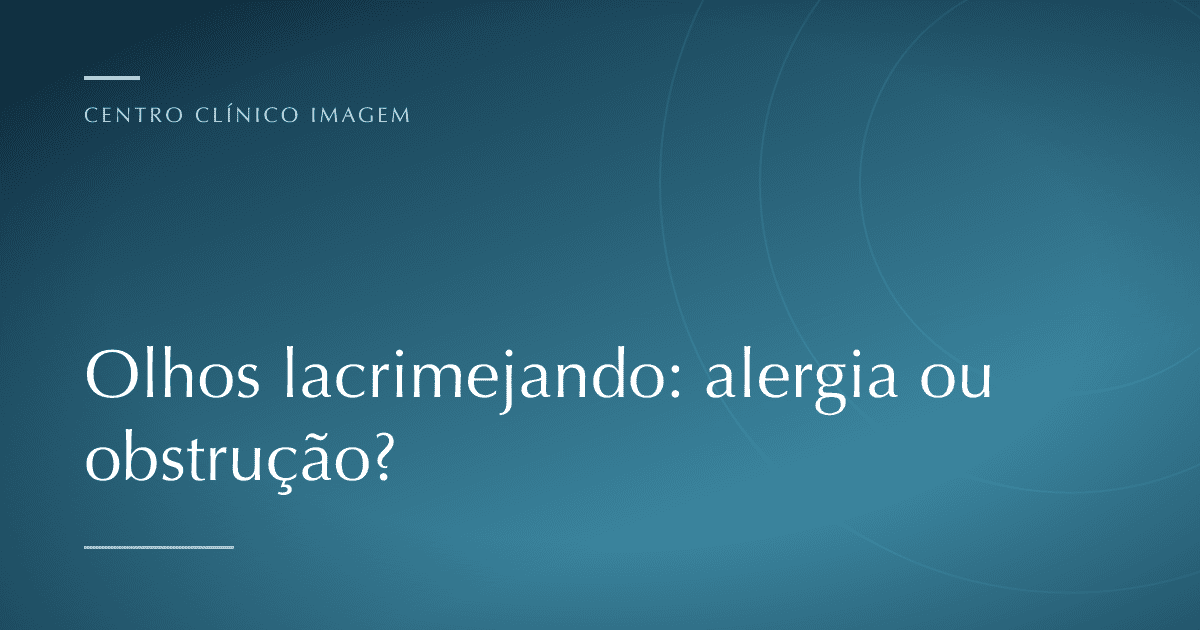Close de olho humano com lágrima no canto interno, ilustrando lacrimejamento ocular